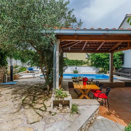 Natalia Lägenhet Supetar